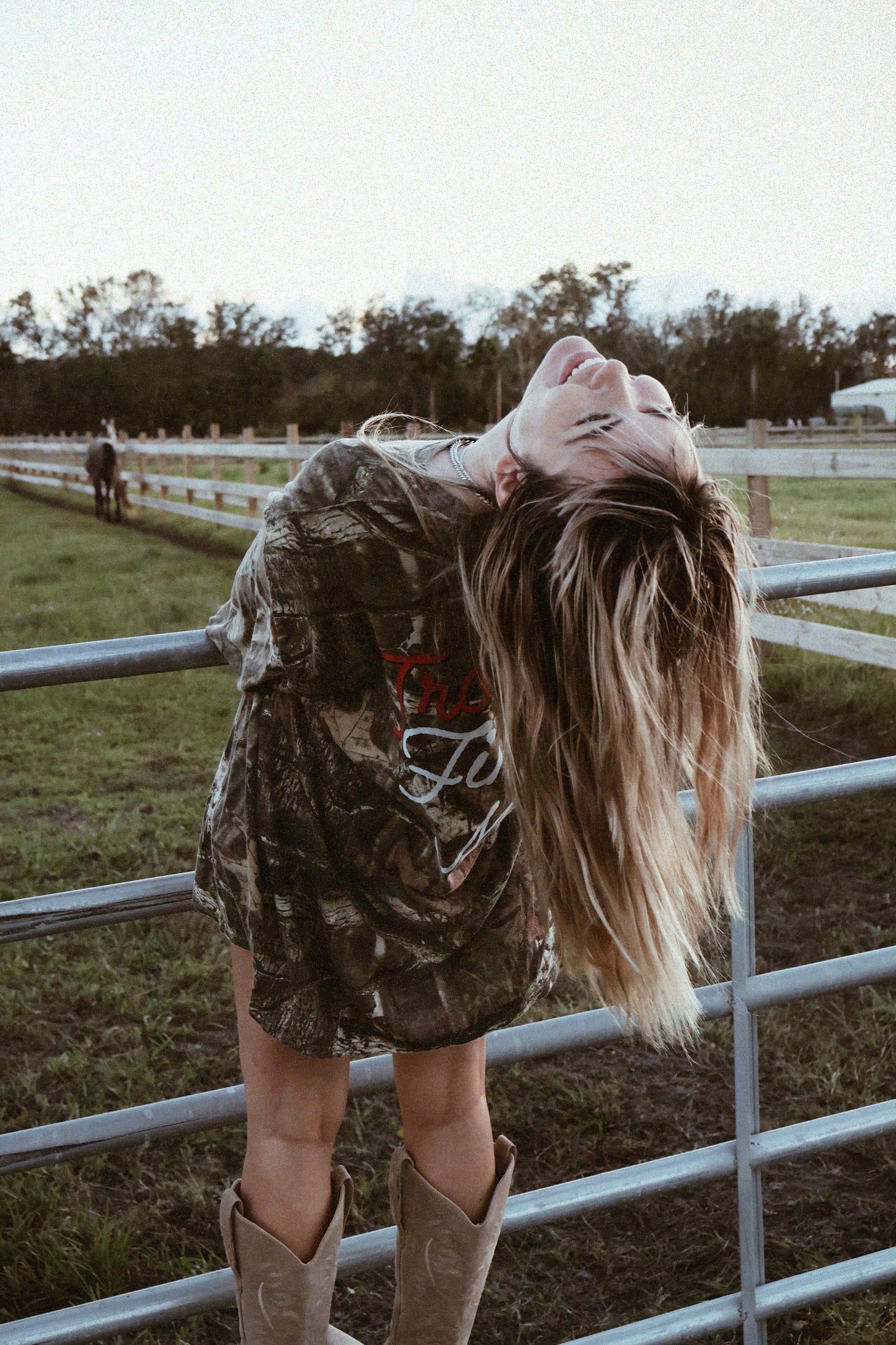 Vintage Mossy Oak Trouble Long Sleeved Tee